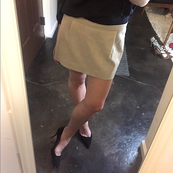 Vintage Beige Linen Mini Skirt - Picture 9 of 14